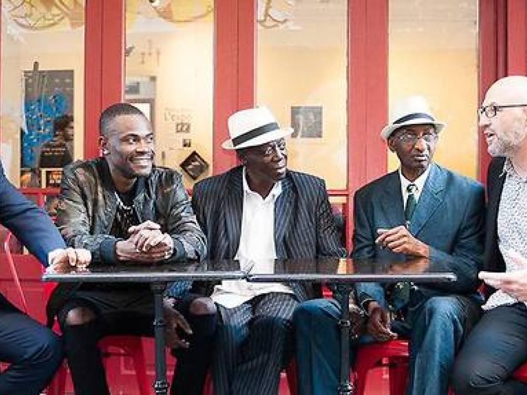 " Les gens aiment notre reprise en Afrique parce qu'il y a déjà la kora, les harmonies africaines et le jazz qui forment un tout. Ça marche très bien. "
