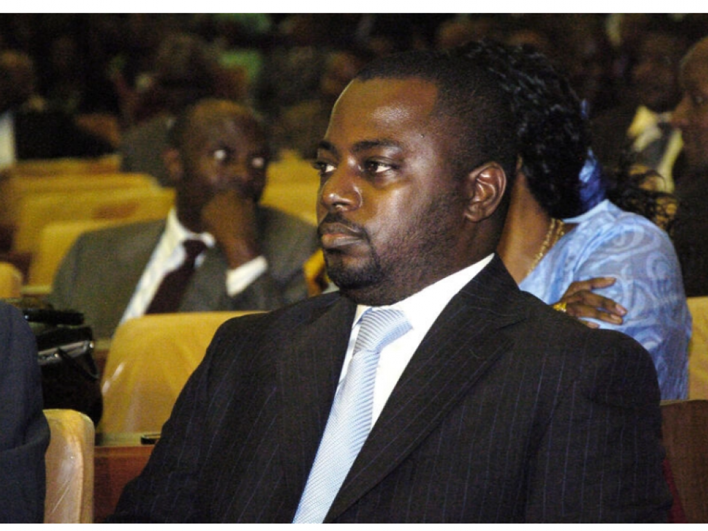 Zoé Kabila, frère de l'ancien président de la République démocratique du Congo Joseph Kabila, assiste à la session extraordinaire de l'Assemblée nationale à Kinshasa, le 16 février 2012. AFP - JUNIOR D. KANNAH