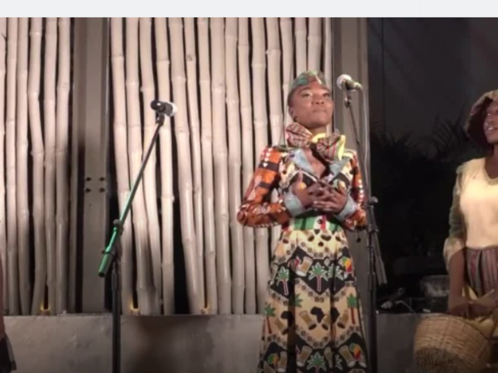 Lors d' une representation a Kinshasa