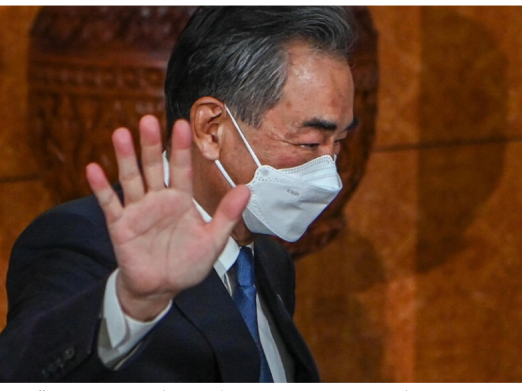 Le ministre chinois des Affaires étrangères Wang Yi, lors d'un déplacement à Phnom Penh, au Cambodge, le 5 août 2022. AFP - TANG CHHIN SOTHY