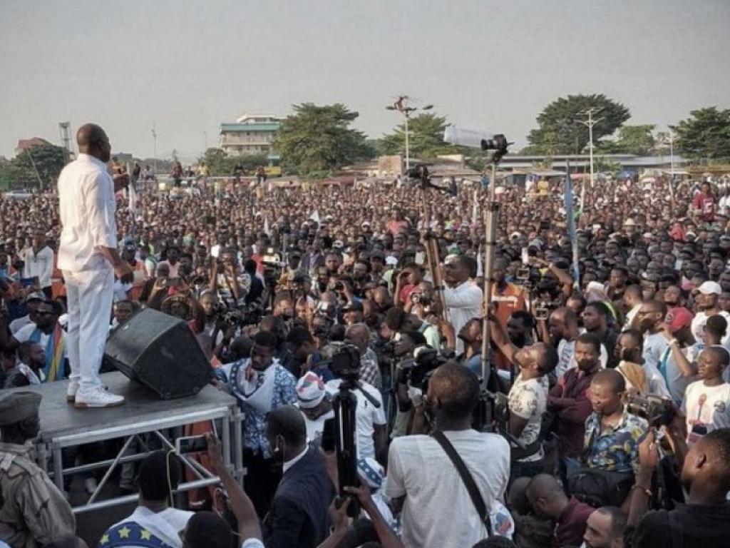 Martin Fayulu lors d' un rassemblement a Kinshasa