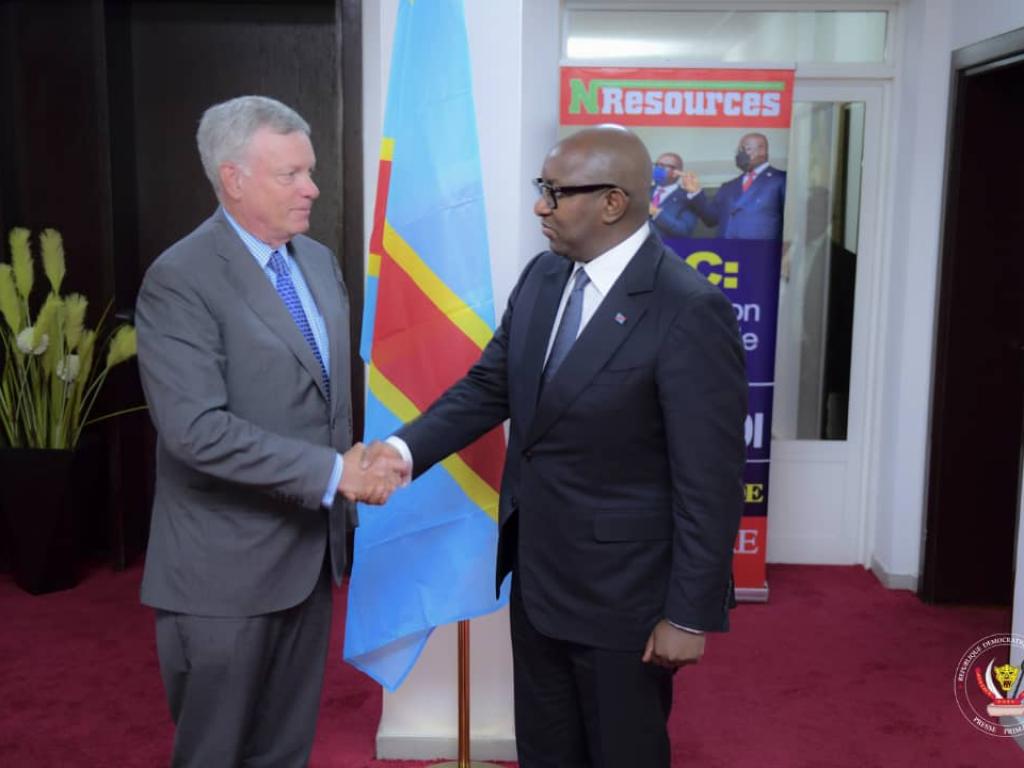 Alfred Kelly est venu faire part au Chef du Gouvernement du projet de son entreprise qui entend se lancer dans la numérisation des activités économiques en République Démocratique du Congo.