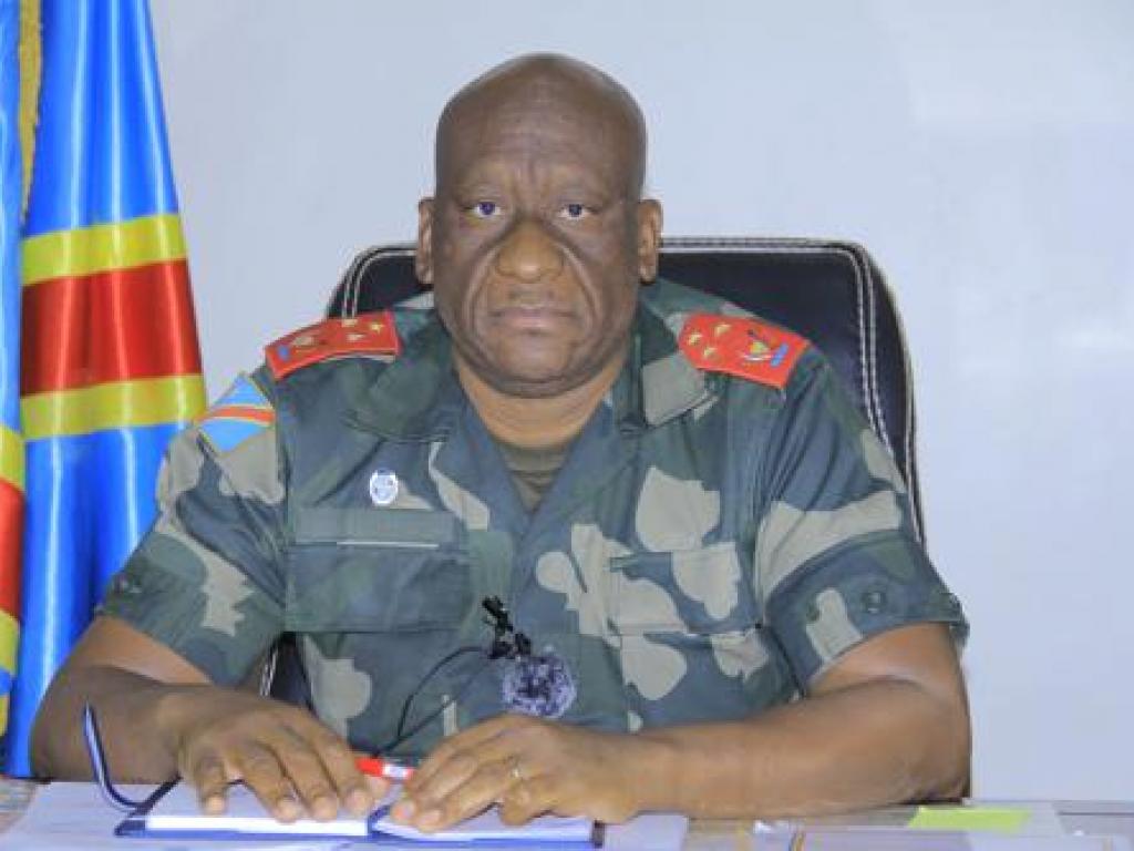 Le Lieutenant général Johnny Luboya, gouverneur de la Province de l'Ituri. Photo Martial Kiza BYAMUNGU. Radio Okapi