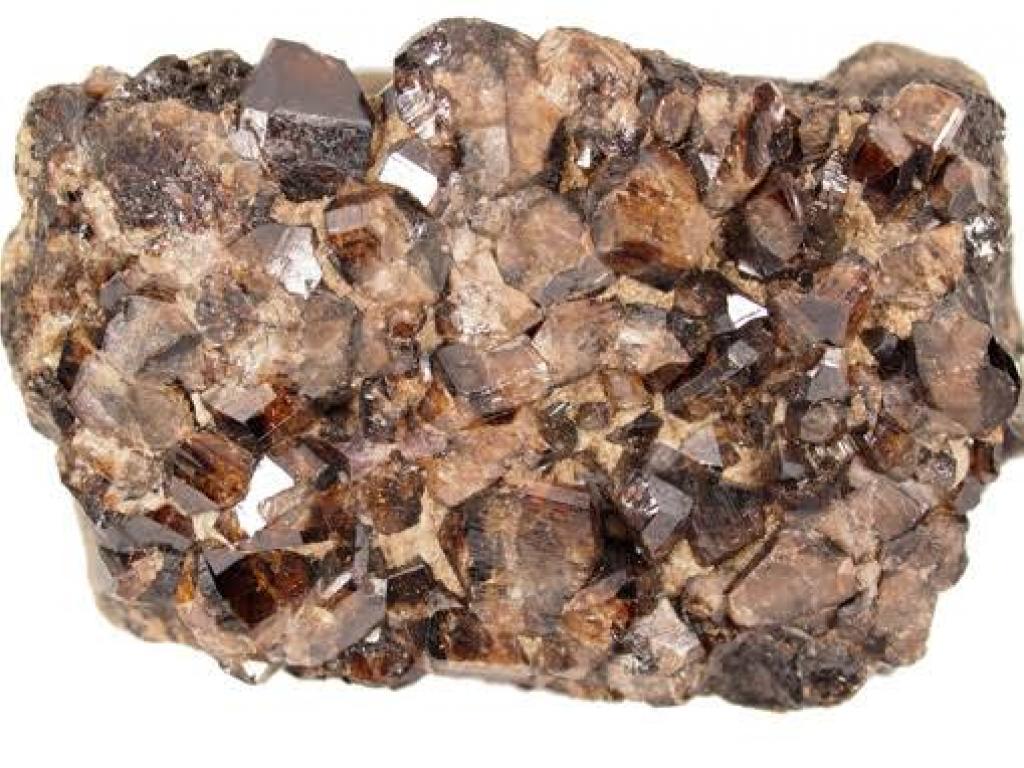 D’après le ministère congolais des Mines, la production de cassitérite reste dominée par le secteur industriel qui a produit plus de deux tiers de la cassitérite de la RDC, soit 20 294 tonnes pour une valeur évaluée à 293,2 millions de dollars américains.
