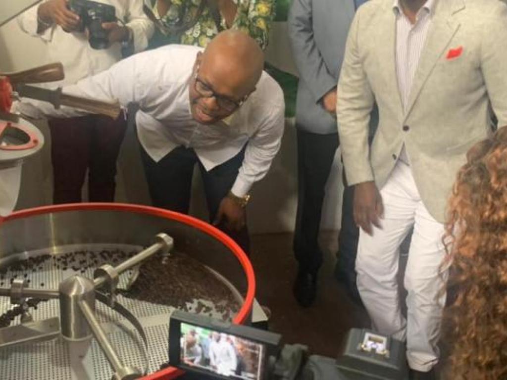 Nouvelle usine de production du café "la Kinoise"