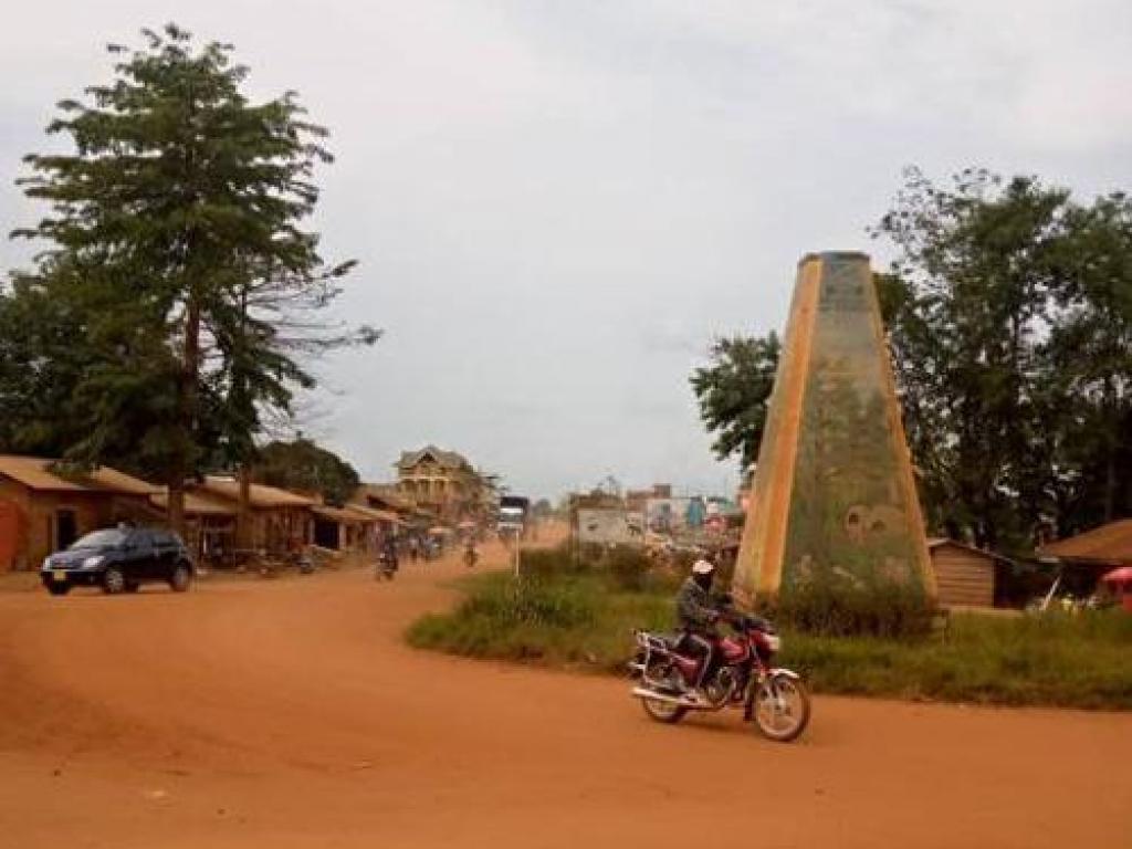 Le rond-point Mambasa sur l’avenue Du 30 juin au Quartier Mirindi de Mambasa-Centre (Ituri). Février 2020. Photo Droits Tiers