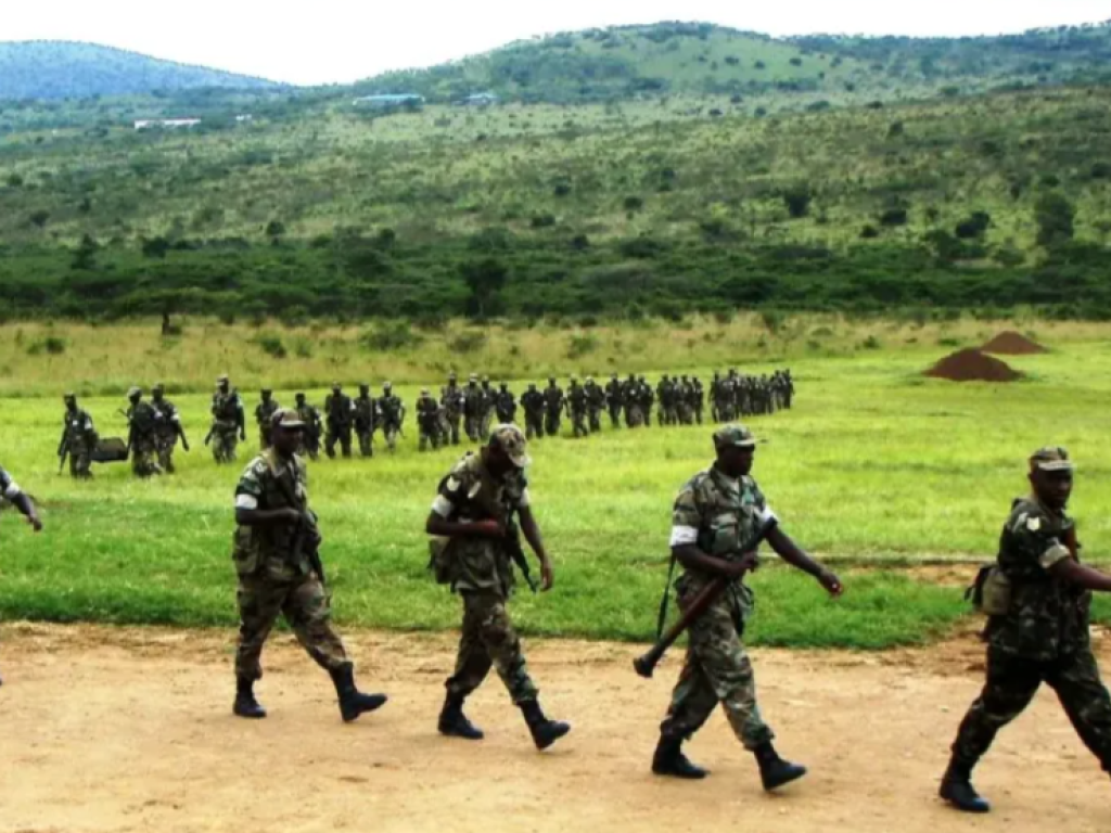 Selon l’armée congolaise , se trouve dans le territoire de Masisi un corps expéditionnaire des forces spéciales de l’armée rwandaise (RDF) chargé de commettre un autre massacre ciblé contre des Tutsis Congolais.