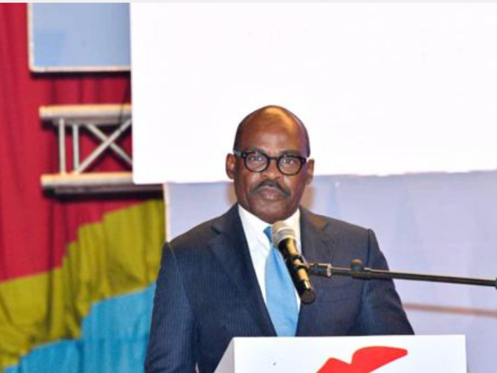 Le ministre des Finances Nicolas Kazadi à la 47e Assemblée générale de la Fédération des Sociétés d'assurances de droit national africaines (FANAF) à Kinshasa le 20/02/2023. Ministère des Finances