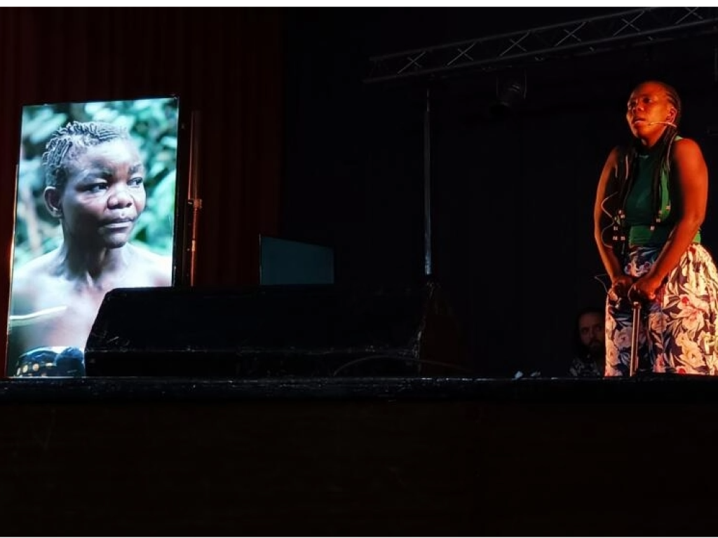 Spectacle «Le Retour des fantômes», au Bâtiment du 30 juin, à Lubumbashi. © RFI/Denise Maheho