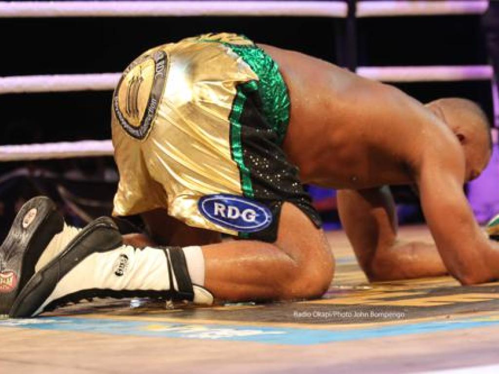 La ceinture de champion du monde de boxe Gold version Wold Boxing Council(WBC) remportée par le boxeur congolais Ilunga Makabu Junior le 31/01/2020 à Kinshasa après sa victoire contre le polonais Michal Cieslak. Radio Okapi/Photo John Bompengo