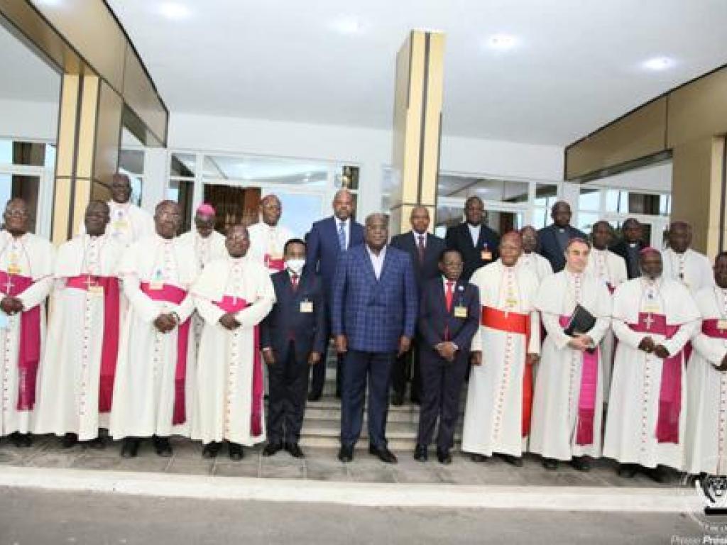 Le Président Félix Tshisekedi reçoit le 26/11/2021 les évêques de la CENCO. Présidence RDC