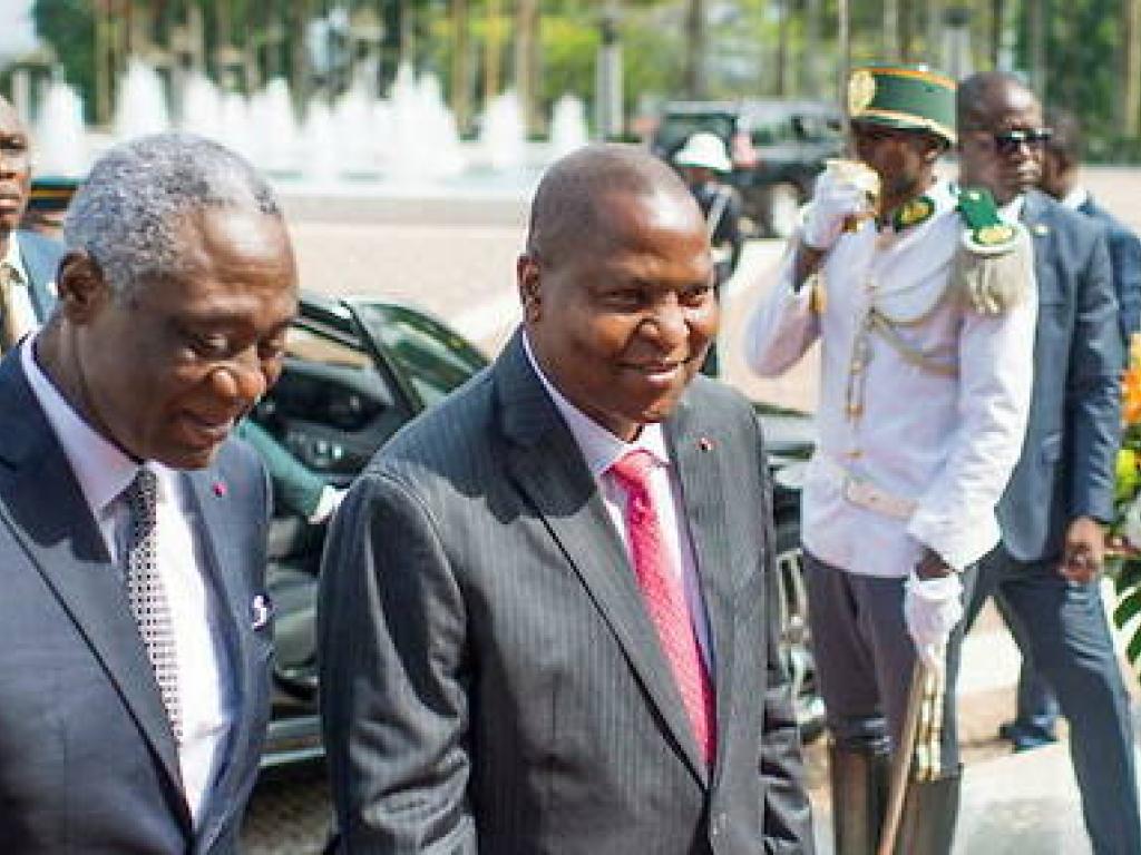 Le president centrafricain Faustin-Archange Touadera a, selon les regles de l'organisation, pris la suite de son homologue camerounais Paul Biya a la tete de la Conference des chefs d'Etat de la Cemac. Le président centrafricain Faustin-Archange Touadéra a, selon les règles de l'organisation, pris la suite de son homologue camerounais Paul Biya à la tête de la Conférence des chefs d'État de la Cemac. © COLIN DELFOSSE / AFP