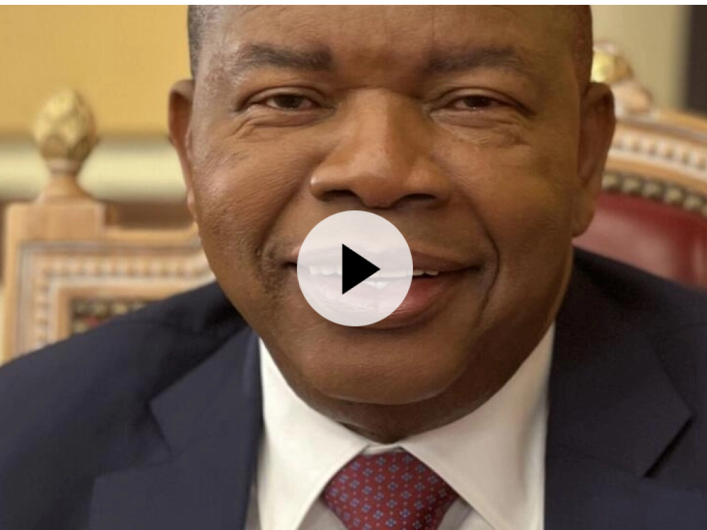 Le président angolais João Lourenço, lors de son entretien accordé à la rédaction en portugais de RFI, le 1er mars 2023, à Luanda. © RFI/Lígia Anjos
