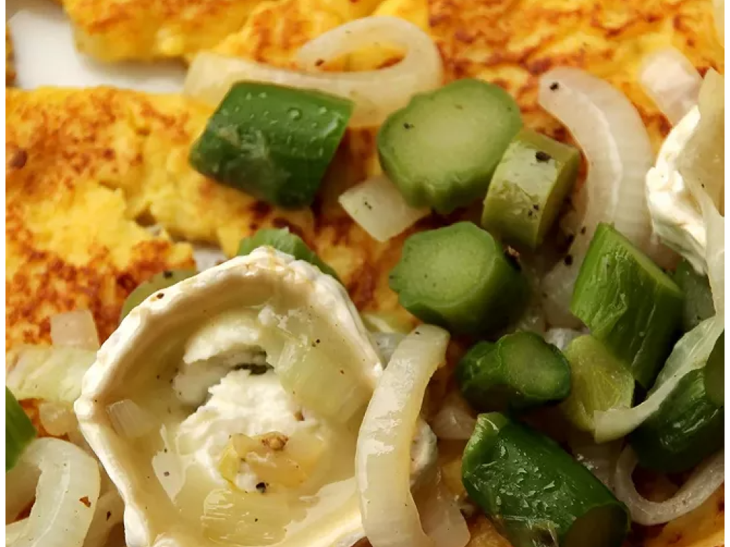 Découpez le fromage de chévre en rondelles.