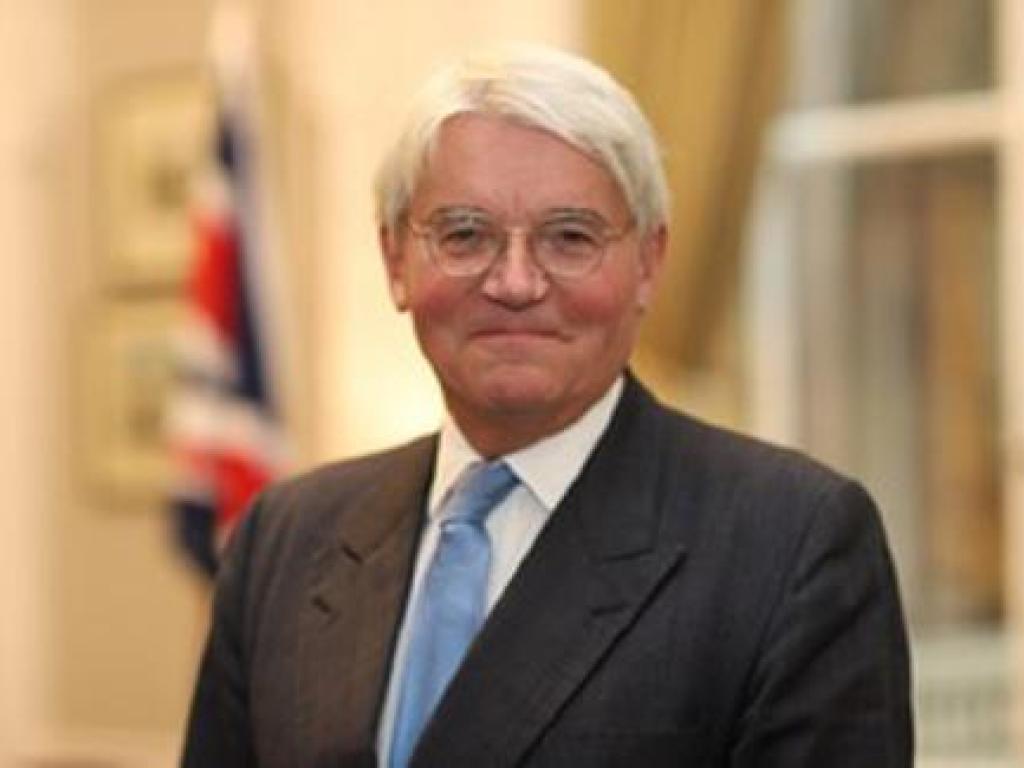 Andrew Mitchell, ministre britannique pour l’Afrique Droits tiers