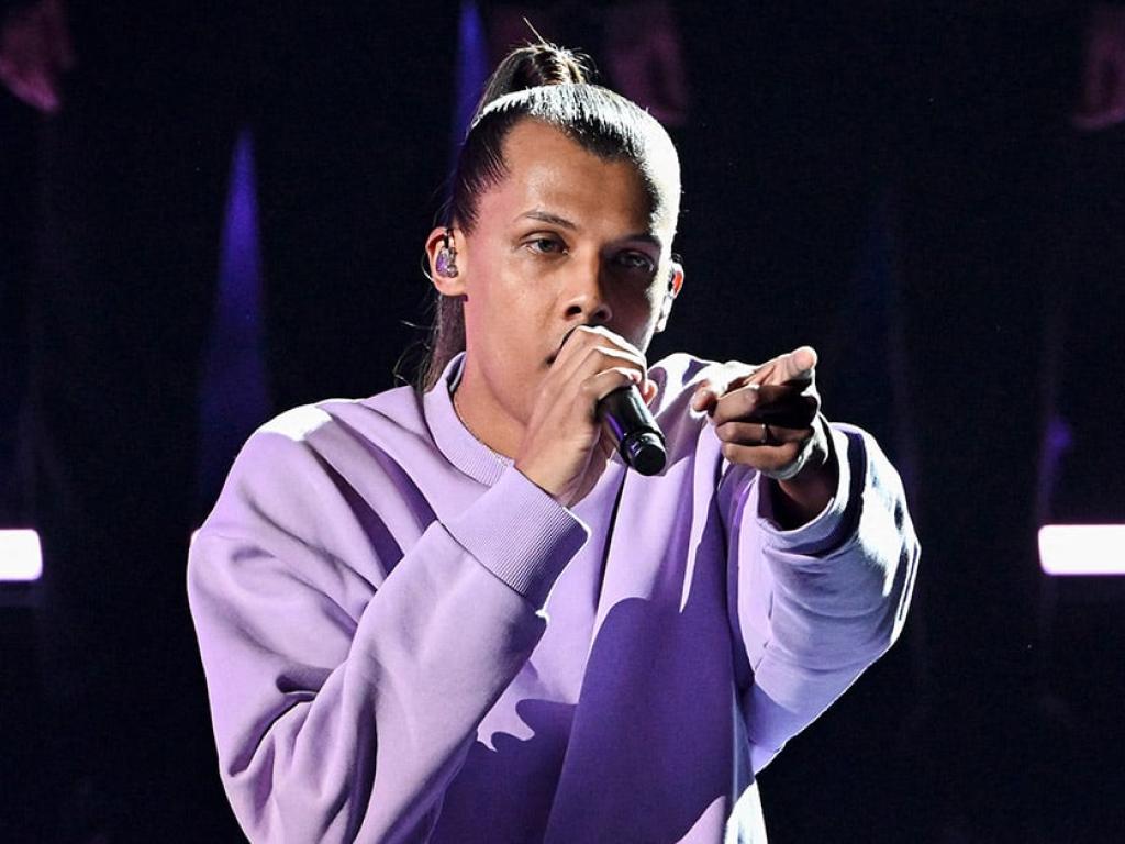 Le chanteur belge, Paul Van Haver alias Stromae, sur scène près de Paris, en février 2023. © Bertrand Guay/AFP