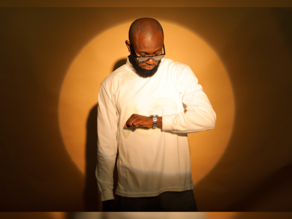 Le chanteur congolais Fabregas Le Métis Noir.