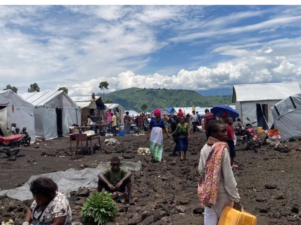 Le camp de Bulengo près de Goma au Nord-Kivu abrite plus de 100 000 personnes. © Paulina Zidi / RFI