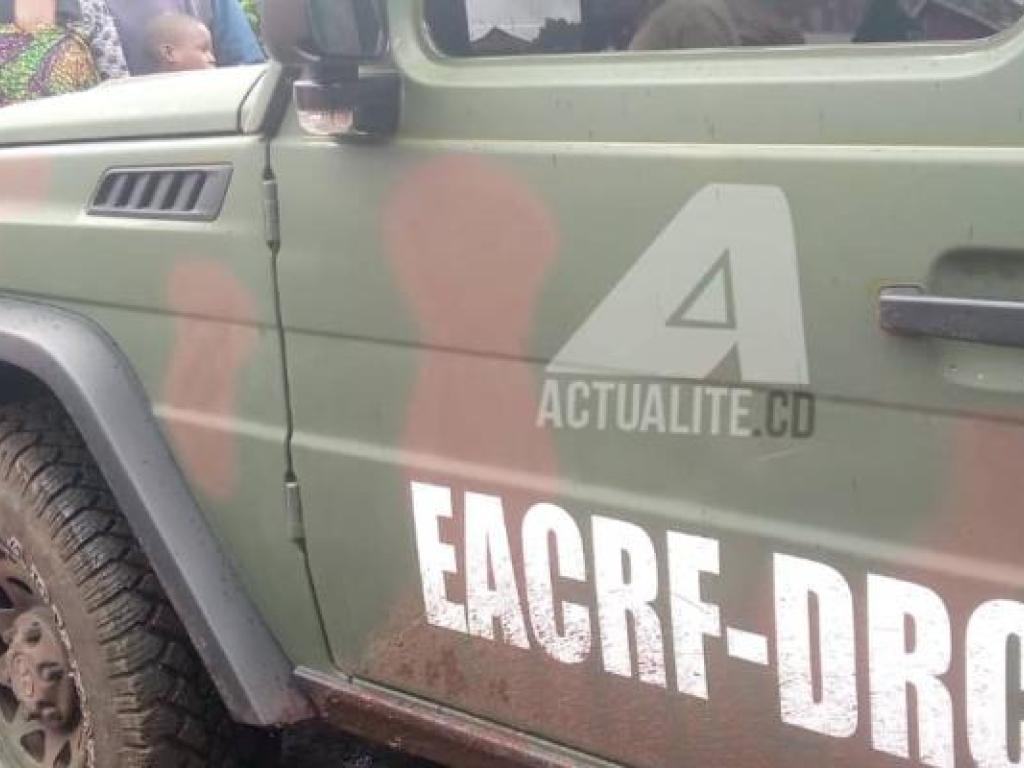 Un véhicule de la force régionale de l'EAC