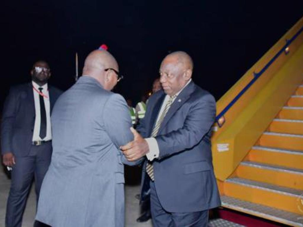 Le Président sud-africain Cyril Ramaphosa est arrivé ce mercredi 5/07/2023 soir à Kinshasa, en RDC, pour une visite officielle de deux jours Présidence RDC