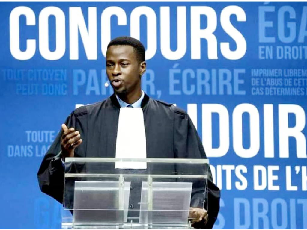 L’avocat Louis Don De Dieu Nyembo lors du Concours international de plaidoiries pour les droits humains, organisé par le Mémorial de Caen. © DR