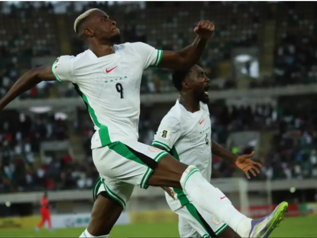 Victor Osimhen et le Nigeria vont disputer les barrages pour une place de qualification pour la Coupe du monde. AP - Justina Aniefiok