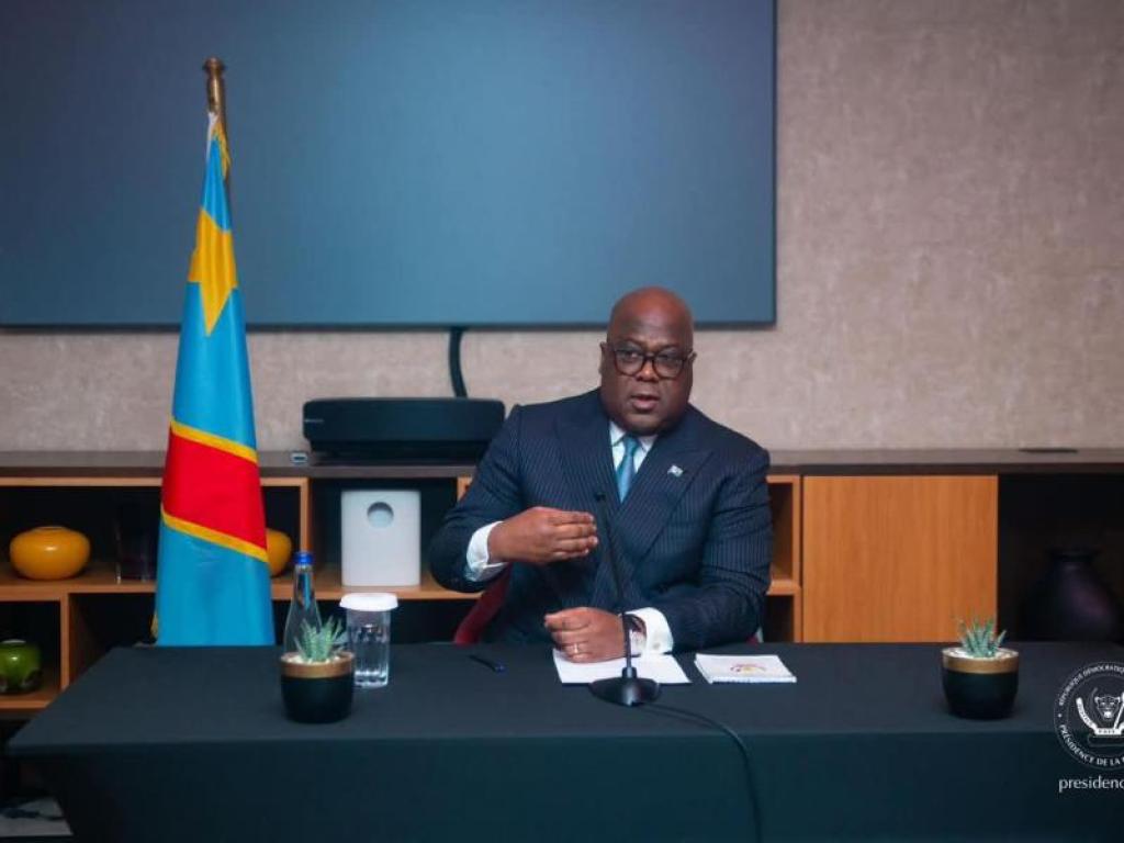 Félix Tshisekedi devant la diaspora congolaise en Serbie